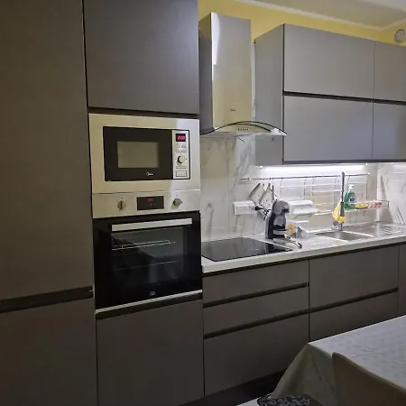 Panoramic Apartmet Le Torri - San Paolo - Parco Ruffini Daire *